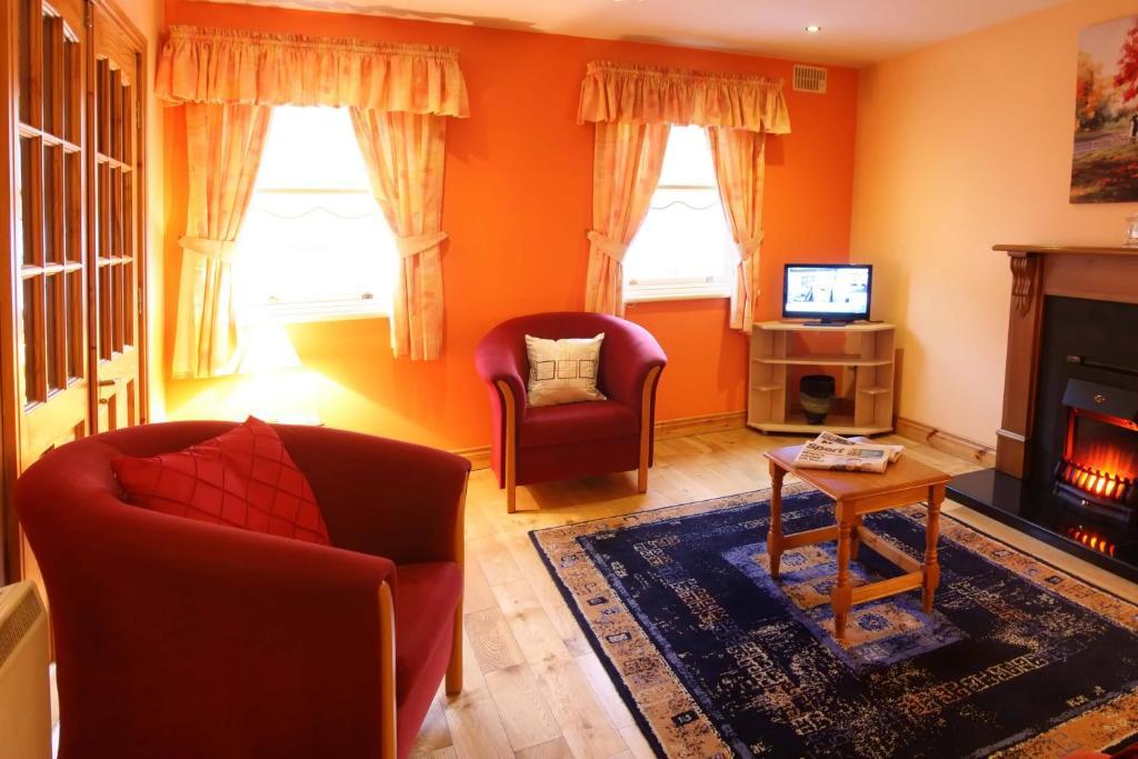 Mccarthy'S Lodge B&B Guest house Westport