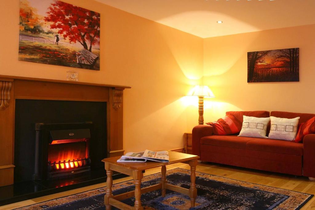 Mccarthy'S Lodge B&B Westport