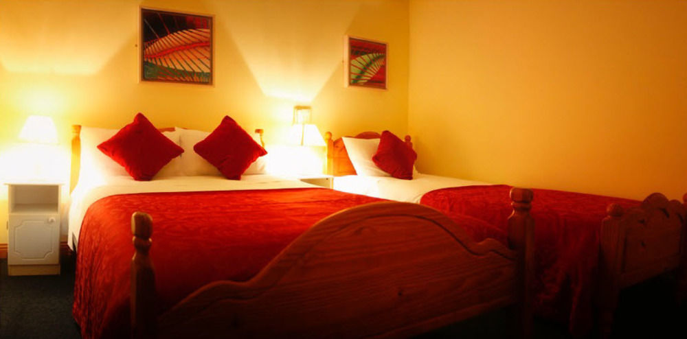 Mccarthy'S Lodge B&B * Westport